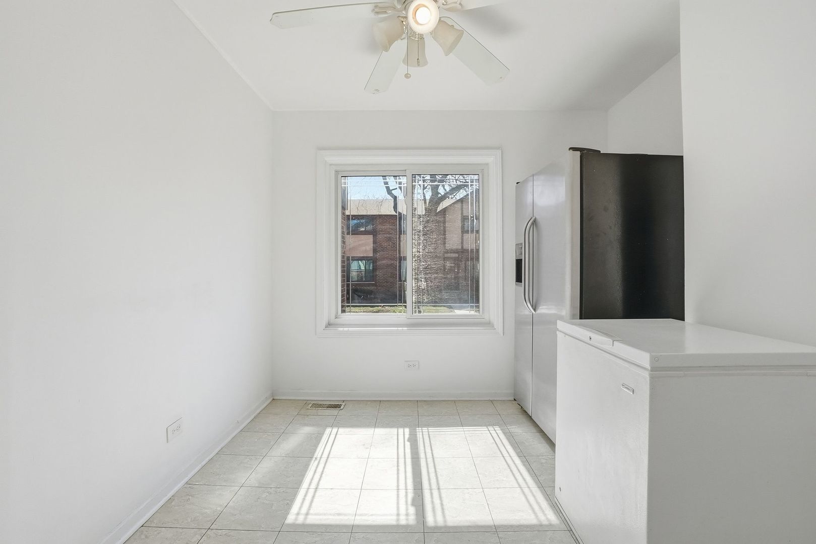 18W274 Kirkland Lane, Villa Park, IL 60181