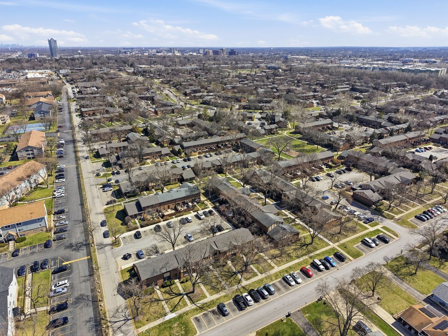 18W274 Kirkland Lane, Villa Park, IL 60181