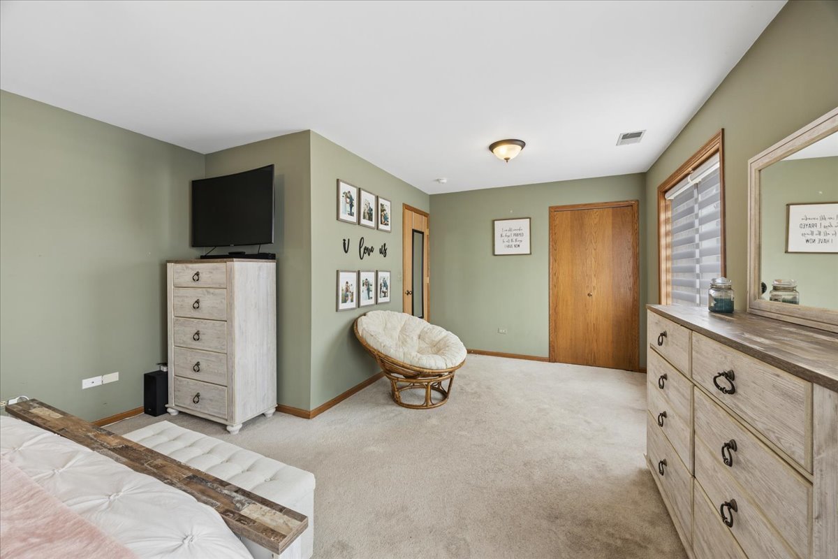 17950 66th Court #2S, Tinley Park, IL 60477