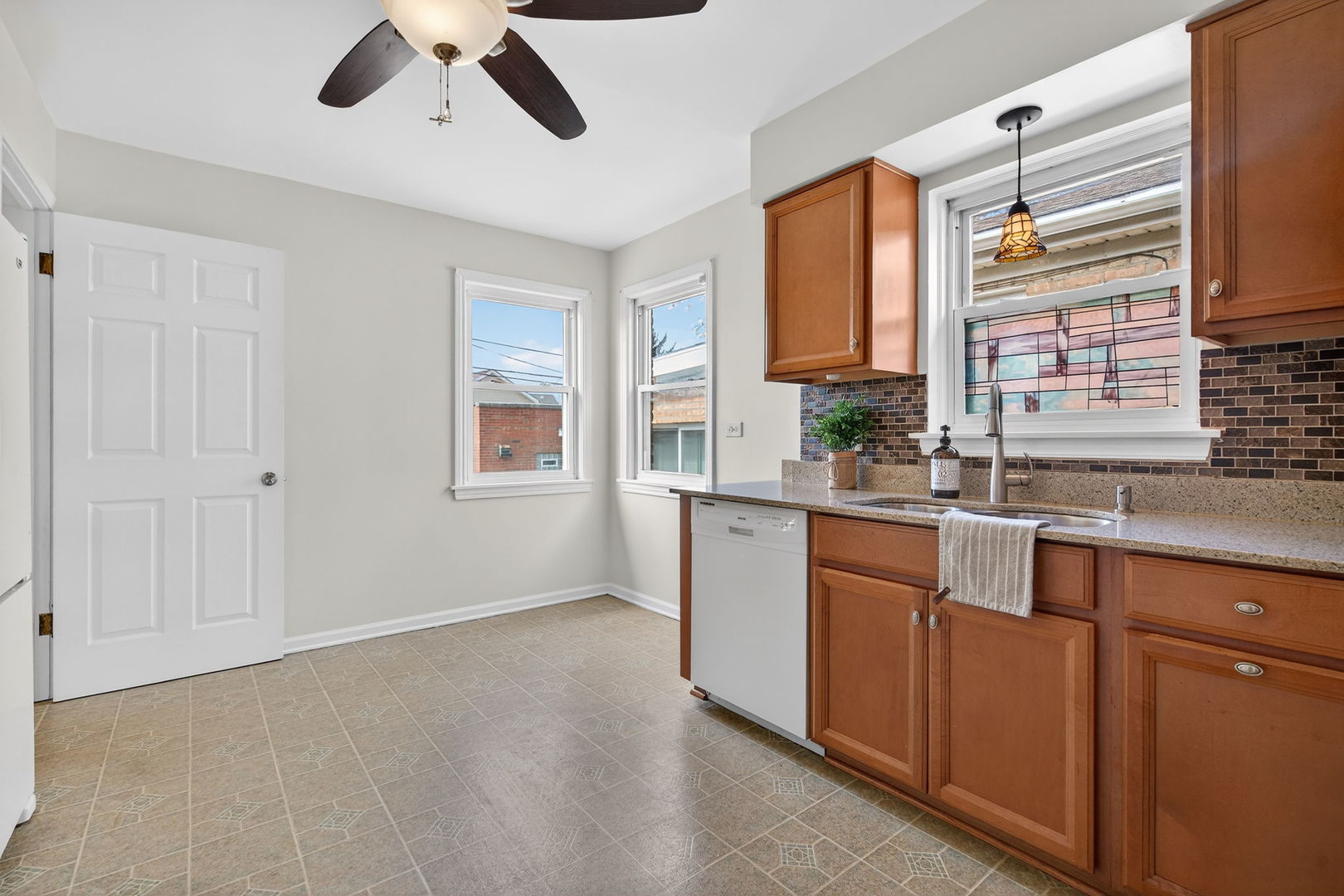 10552 S Troy Street, Chicago, IL 60655