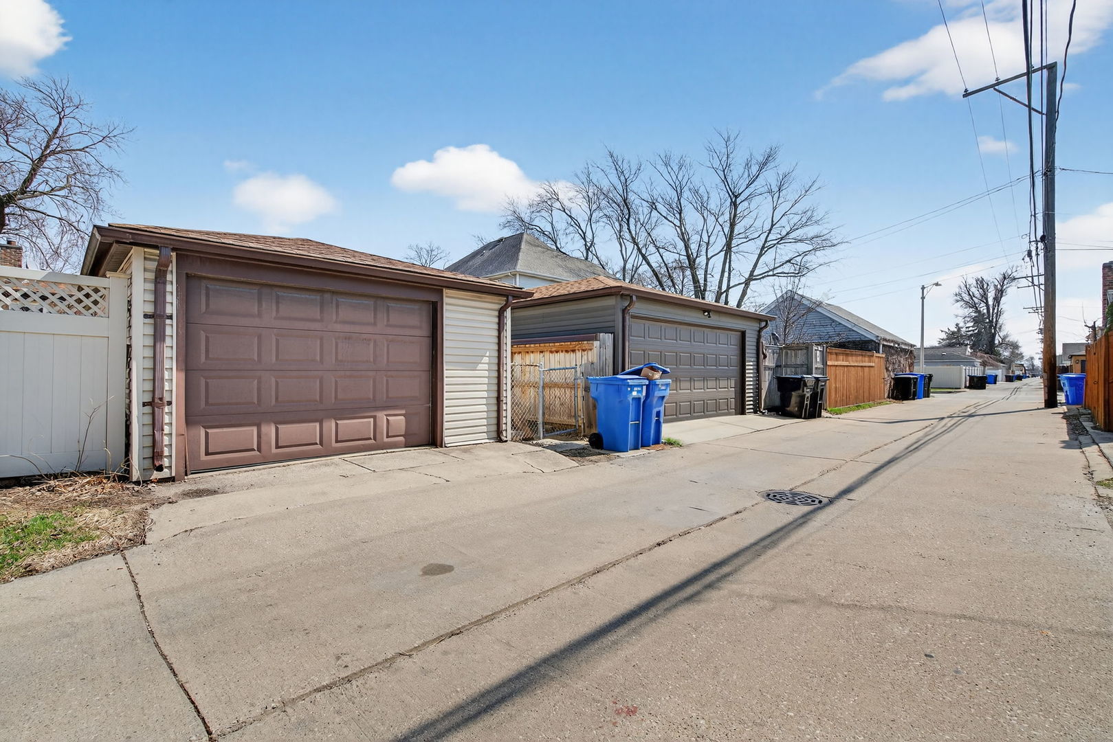 10552 S Troy Street, Chicago, IL 60655