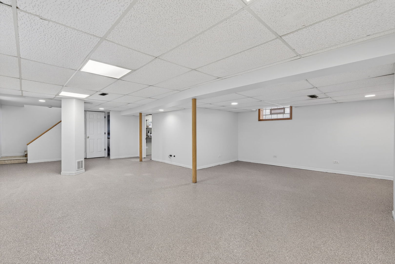 10552 S Troy Street, Chicago, IL 60655