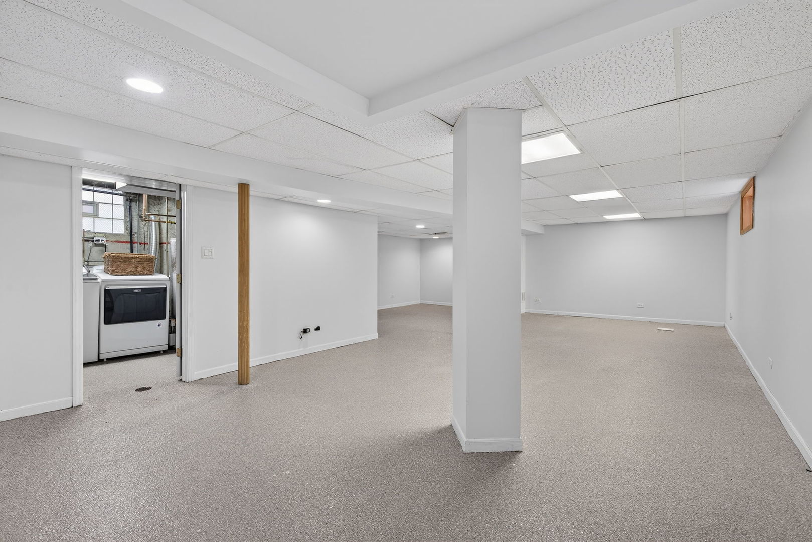 10552 S Troy Street, Chicago, IL 60655