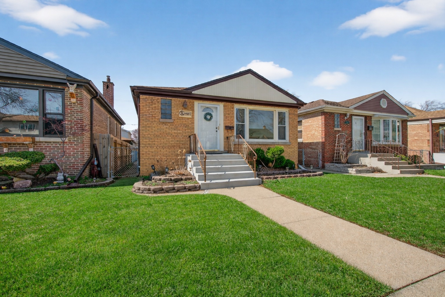 10552 S Troy Street, Chicago, IL 60655