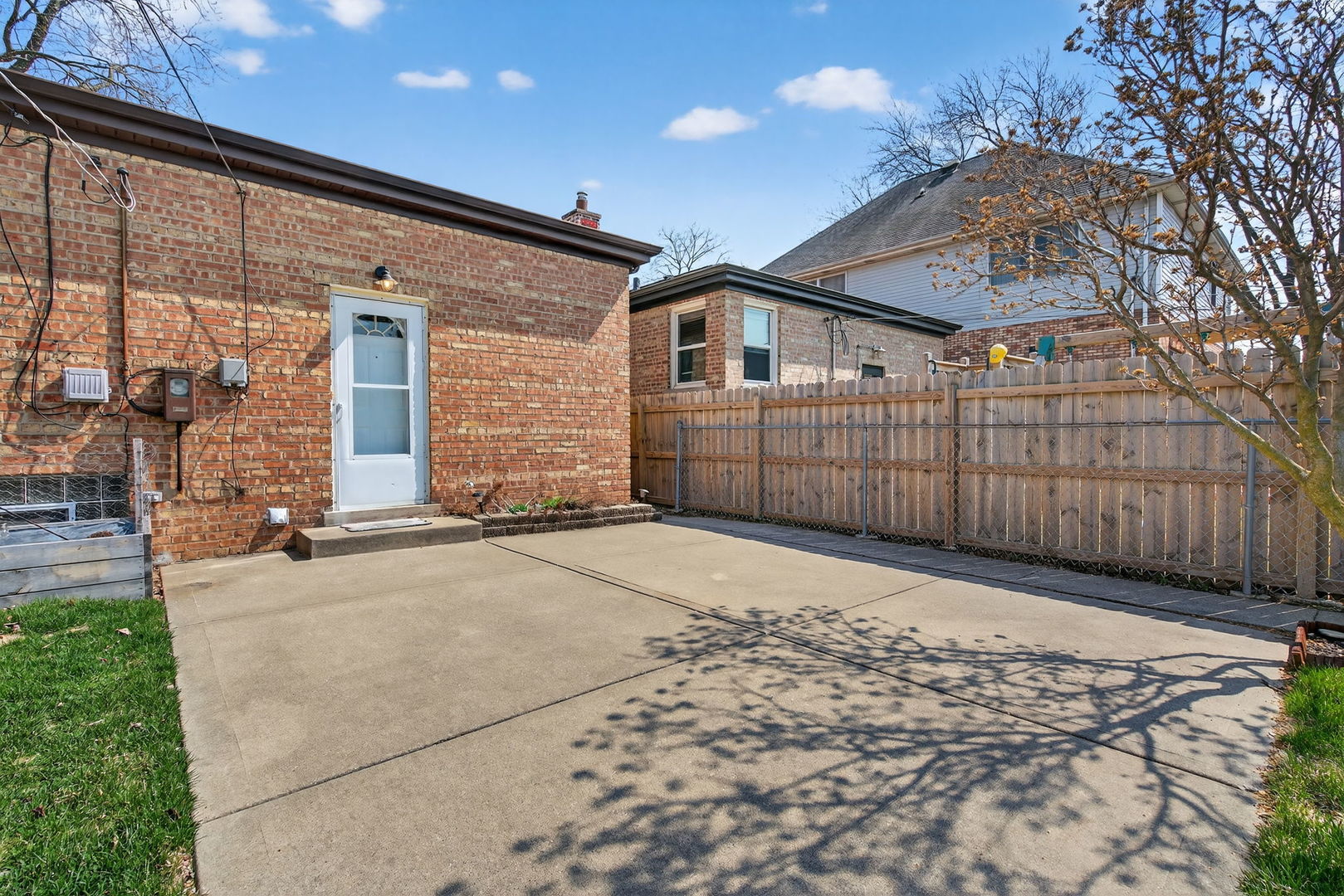 10552 S Troy Street, Chicago, IL 60655