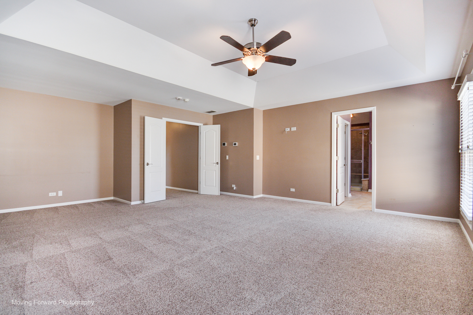 24833 Winterberry Lane, Plainfield, IL 60585