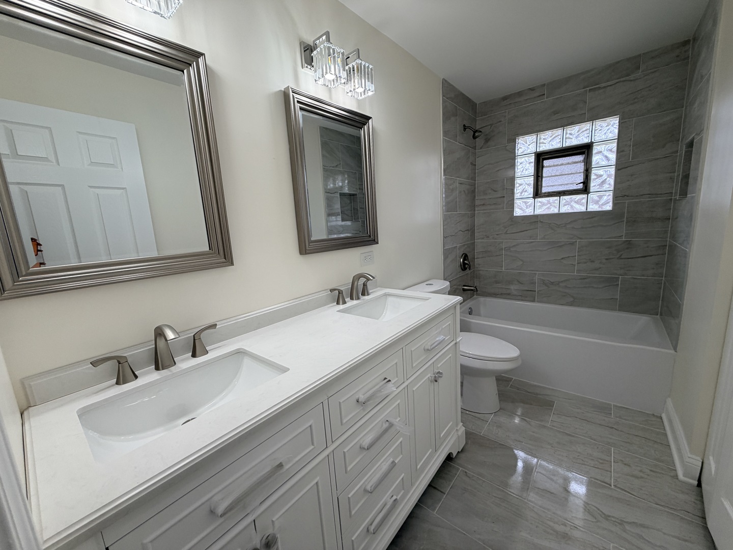 South Holland, IL 60473