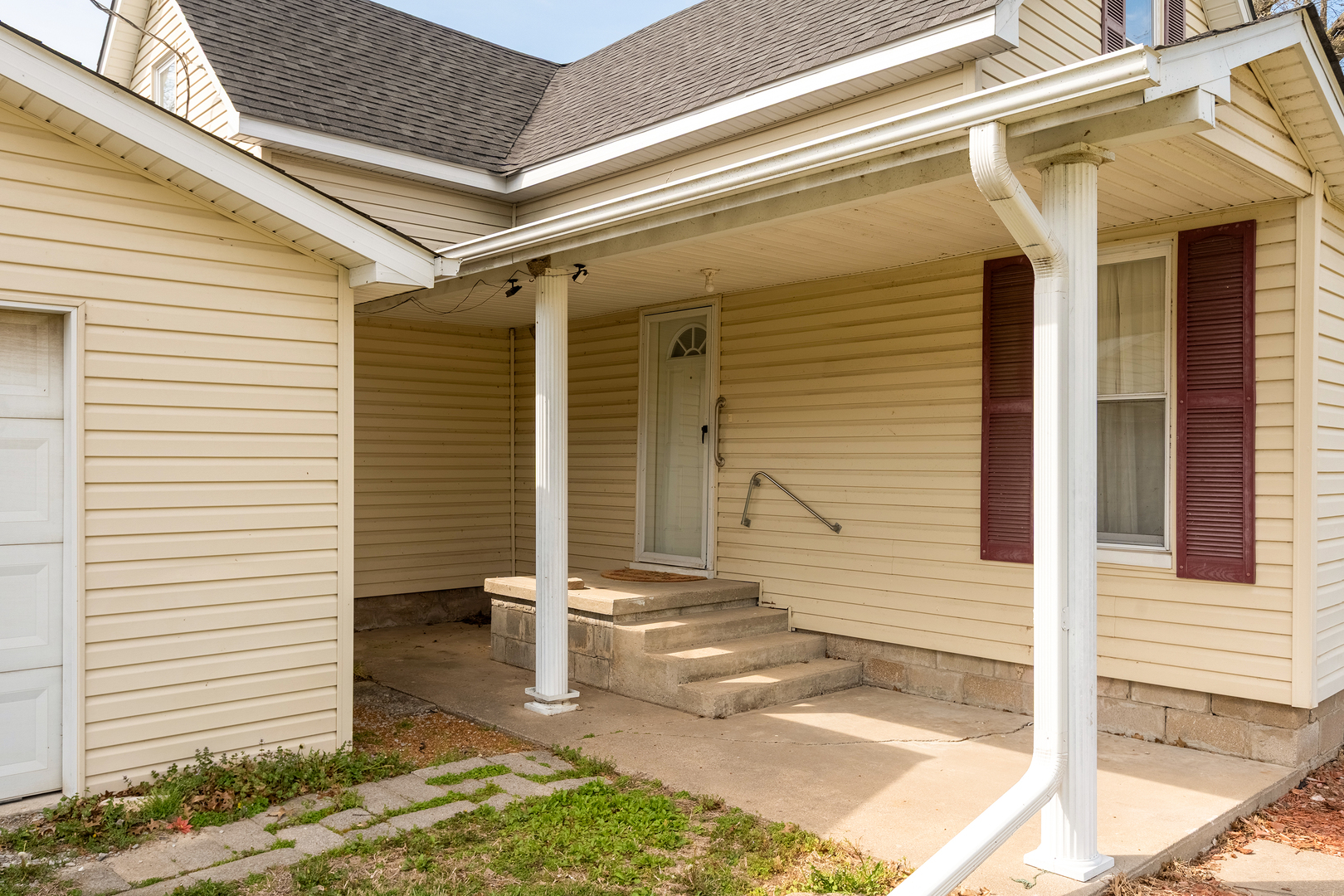 15016 Harmony Church Road, West Frankfort, IL 62896