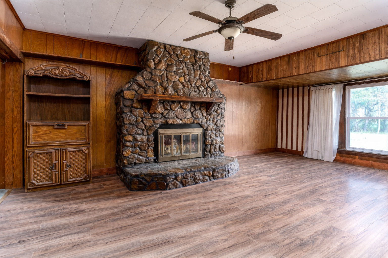 15016 Harmony Church Road, West Frankfort, IL 62896