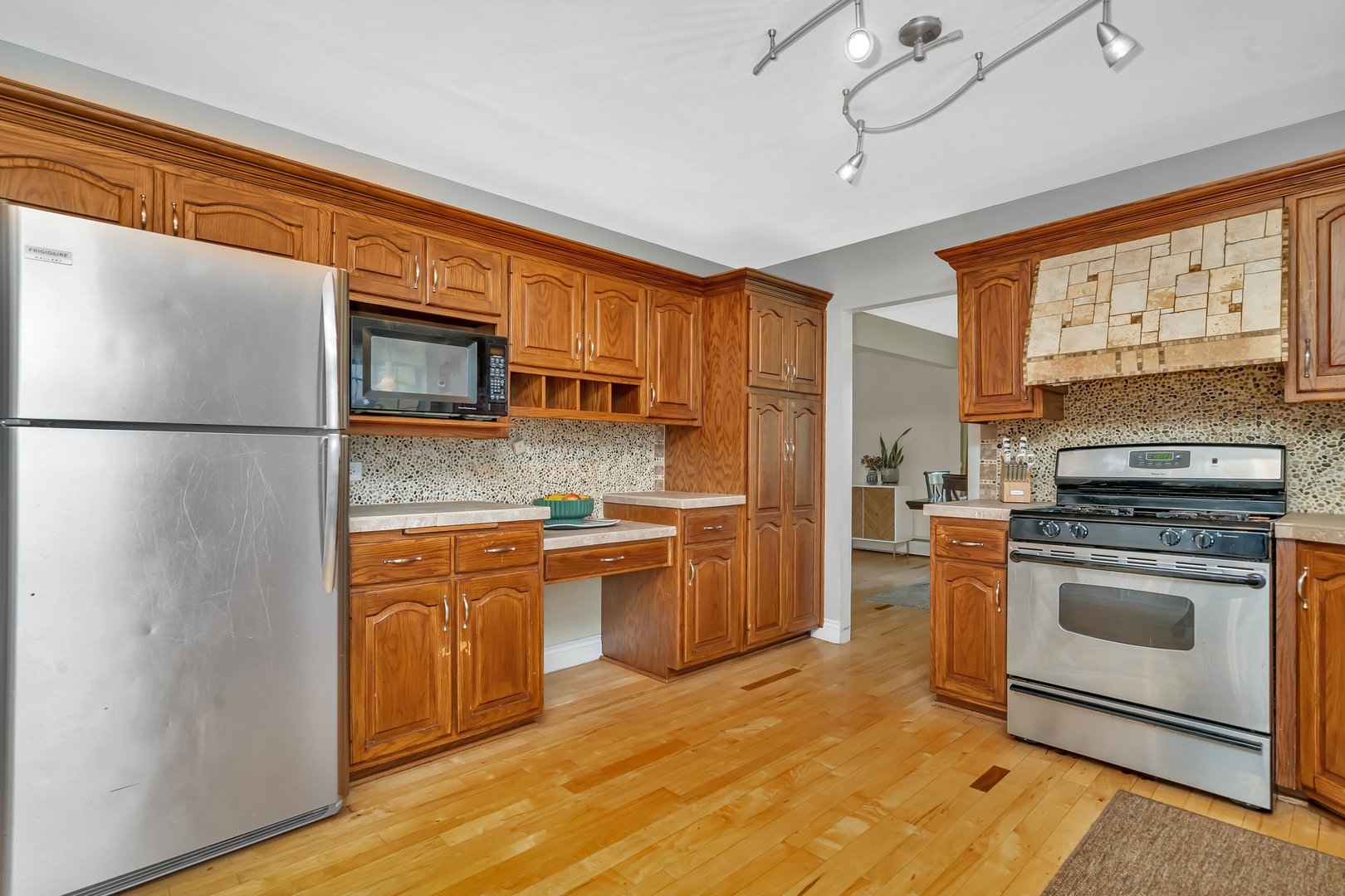 7040 W 131st Street, Palos Heights, IL 60463