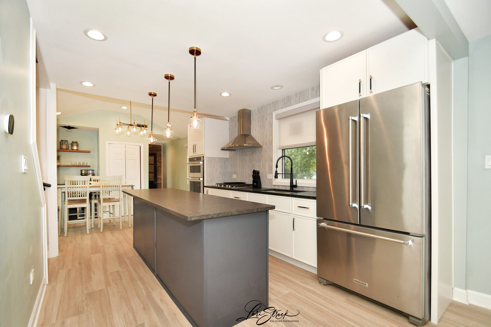 635 E Prairie Avenue, Lombard, IL 60148