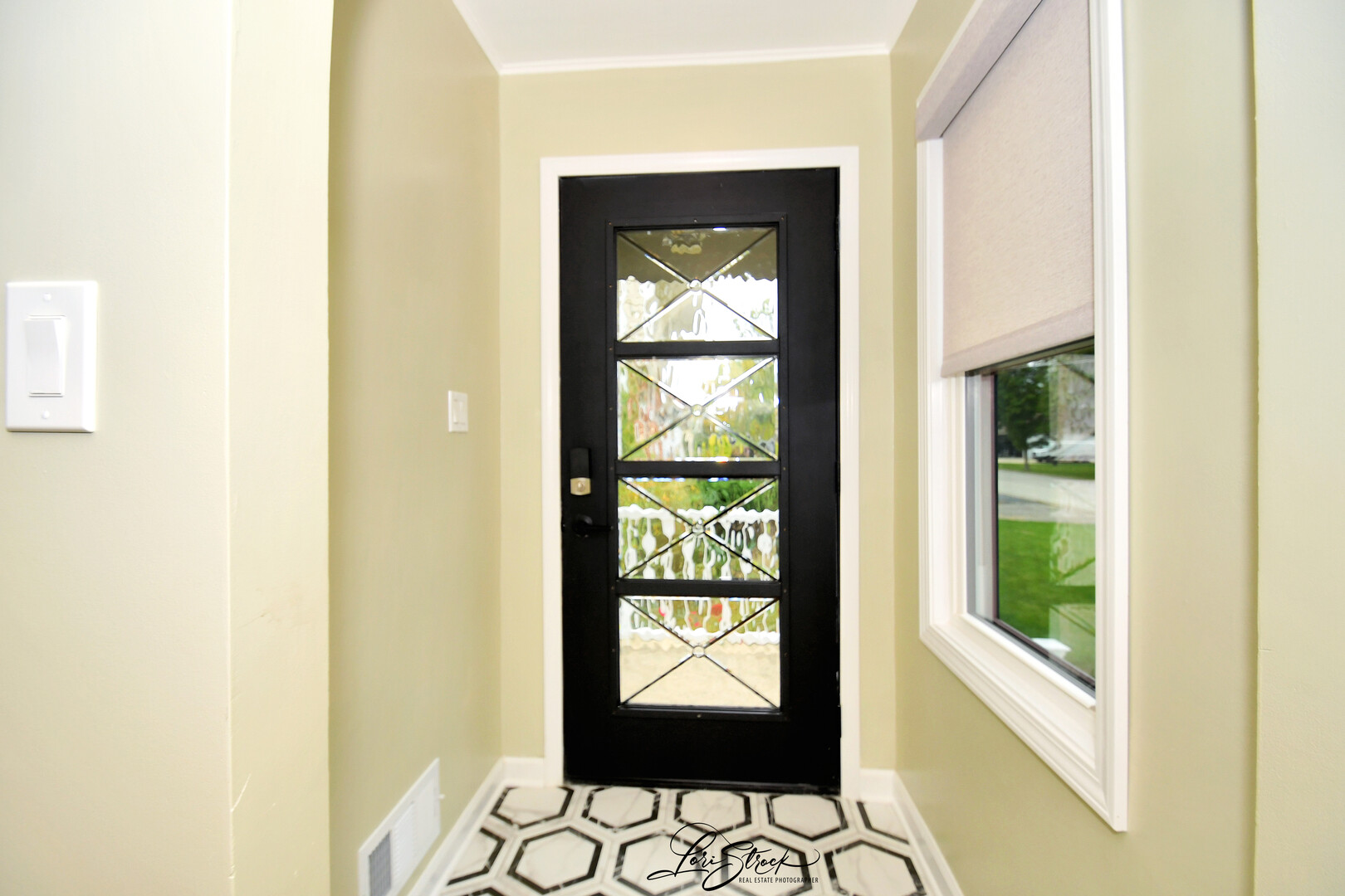 635 E Prairie Avenue, Lombard, IL 60148