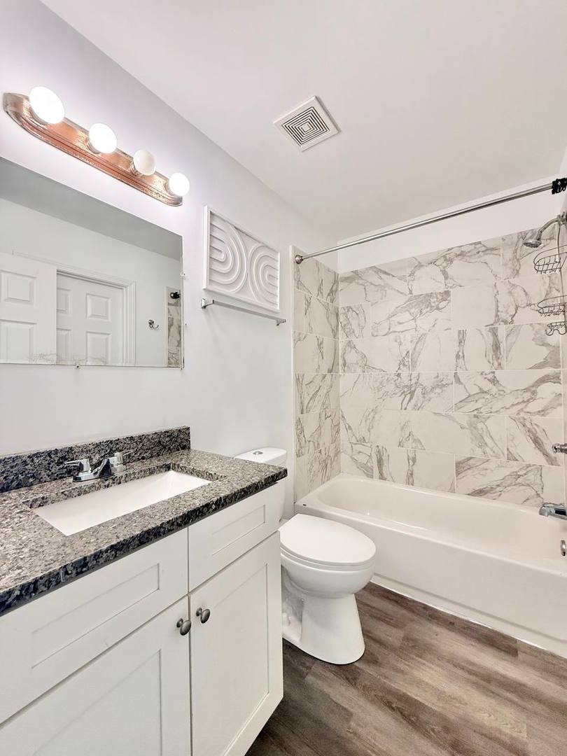 1363 Andover Drive, Aurora, IL 60504