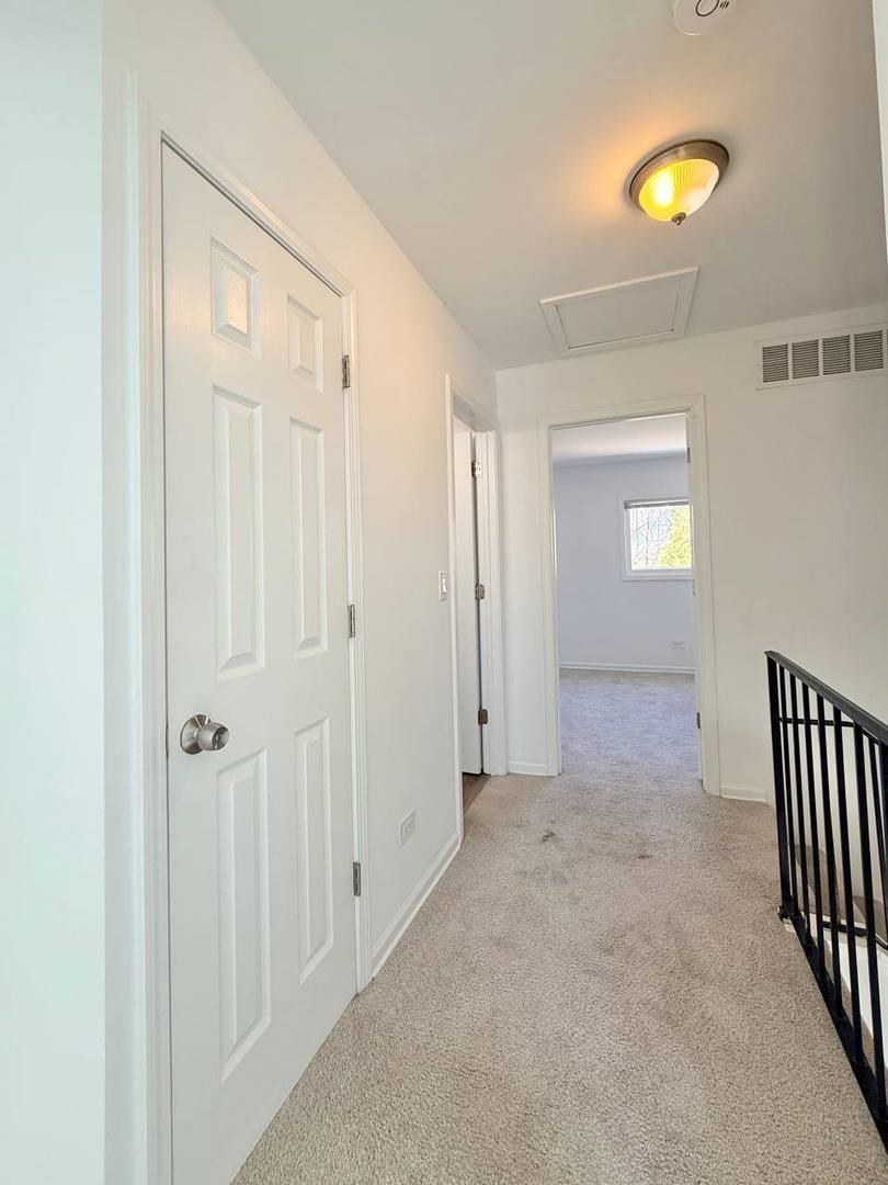 1363 Andover Drive, Aurora, IL 60504