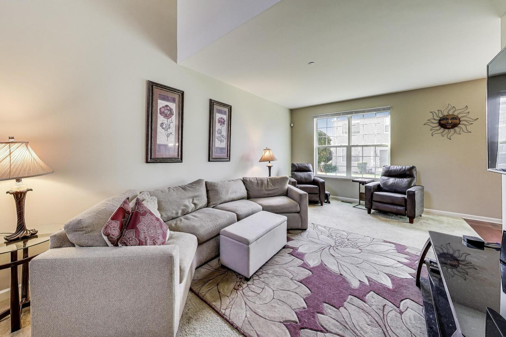 222 Owen Street, Matteson, IL 60443