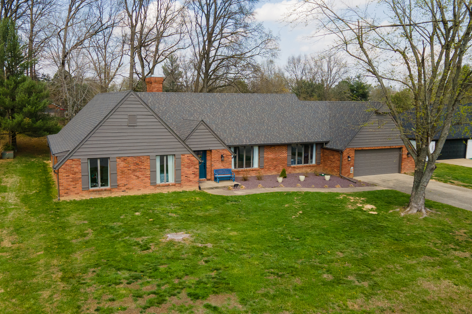 1816 Wolff Drive, Marion, IL 62959