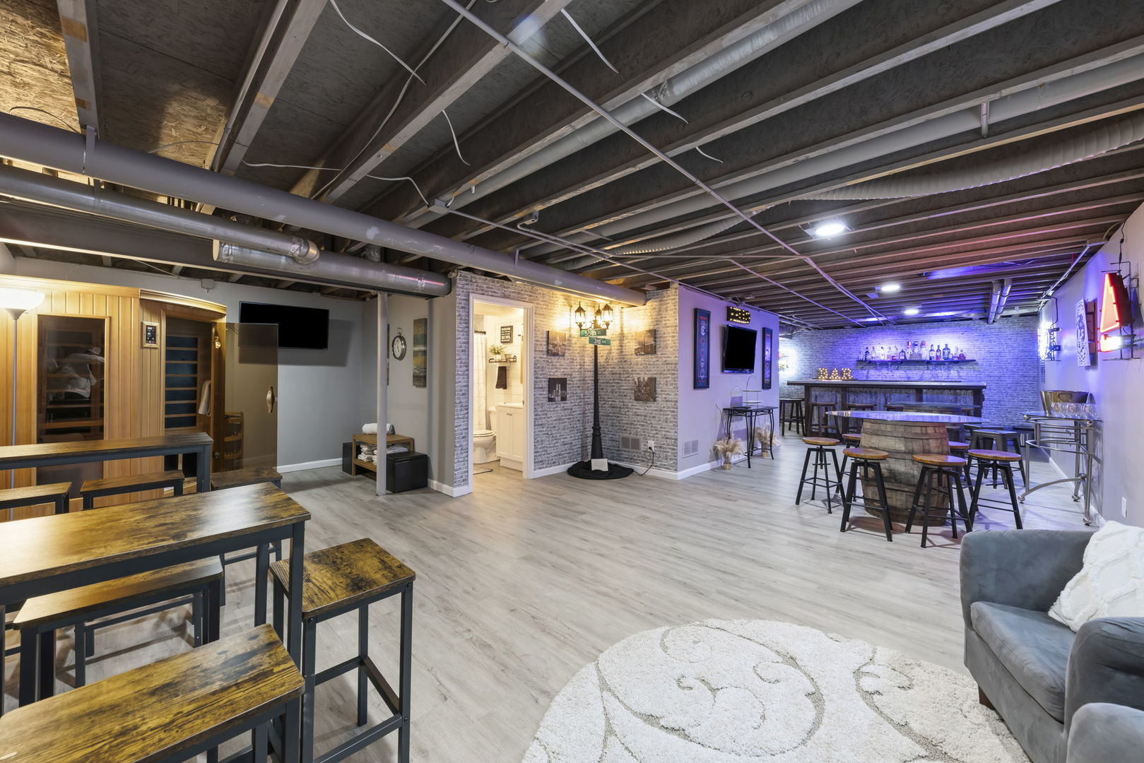 2328 Thunder Gulch Road, Montgomery, IL 60538