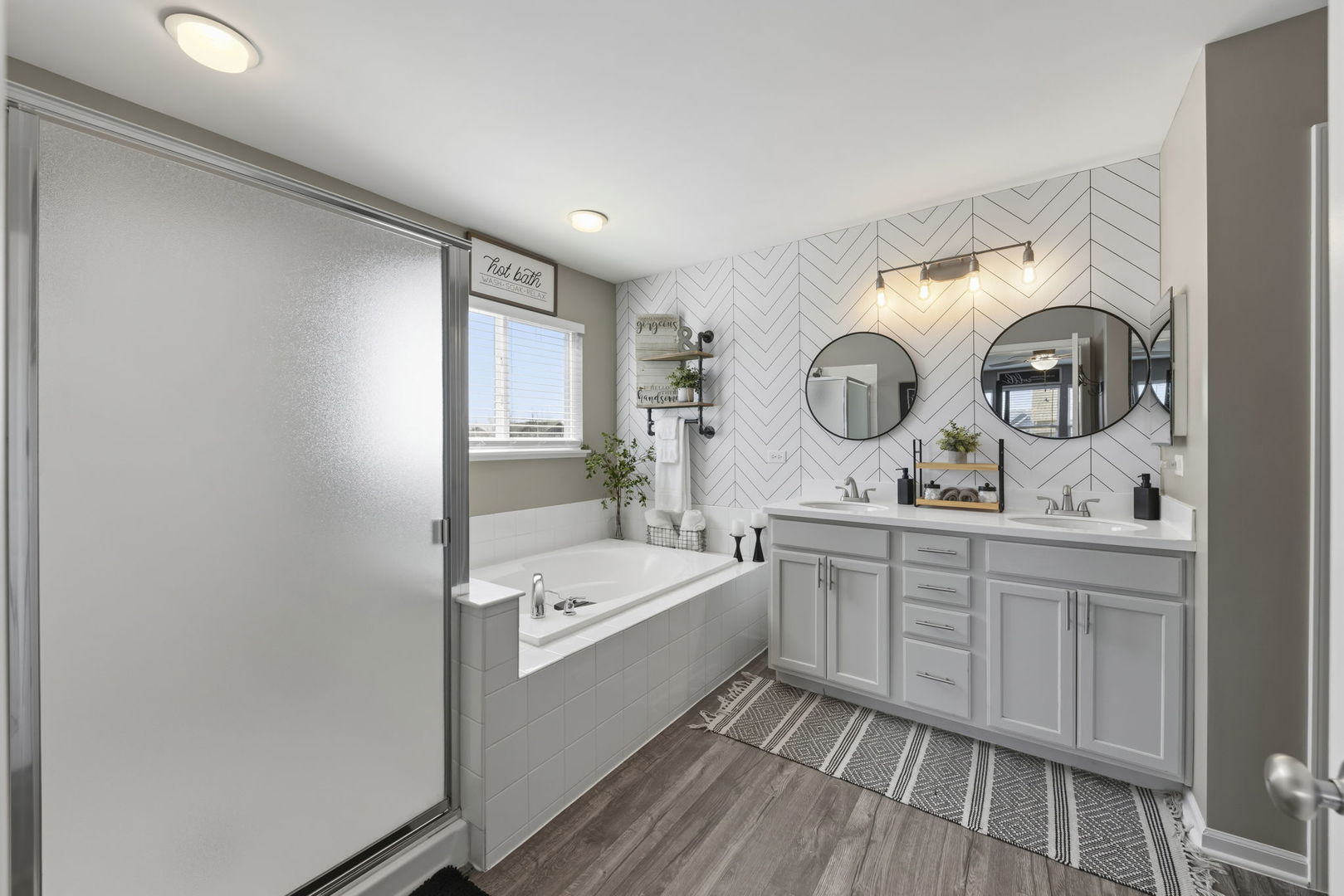 2328 Thunder Gulch Road, Montgomery, IL 60538