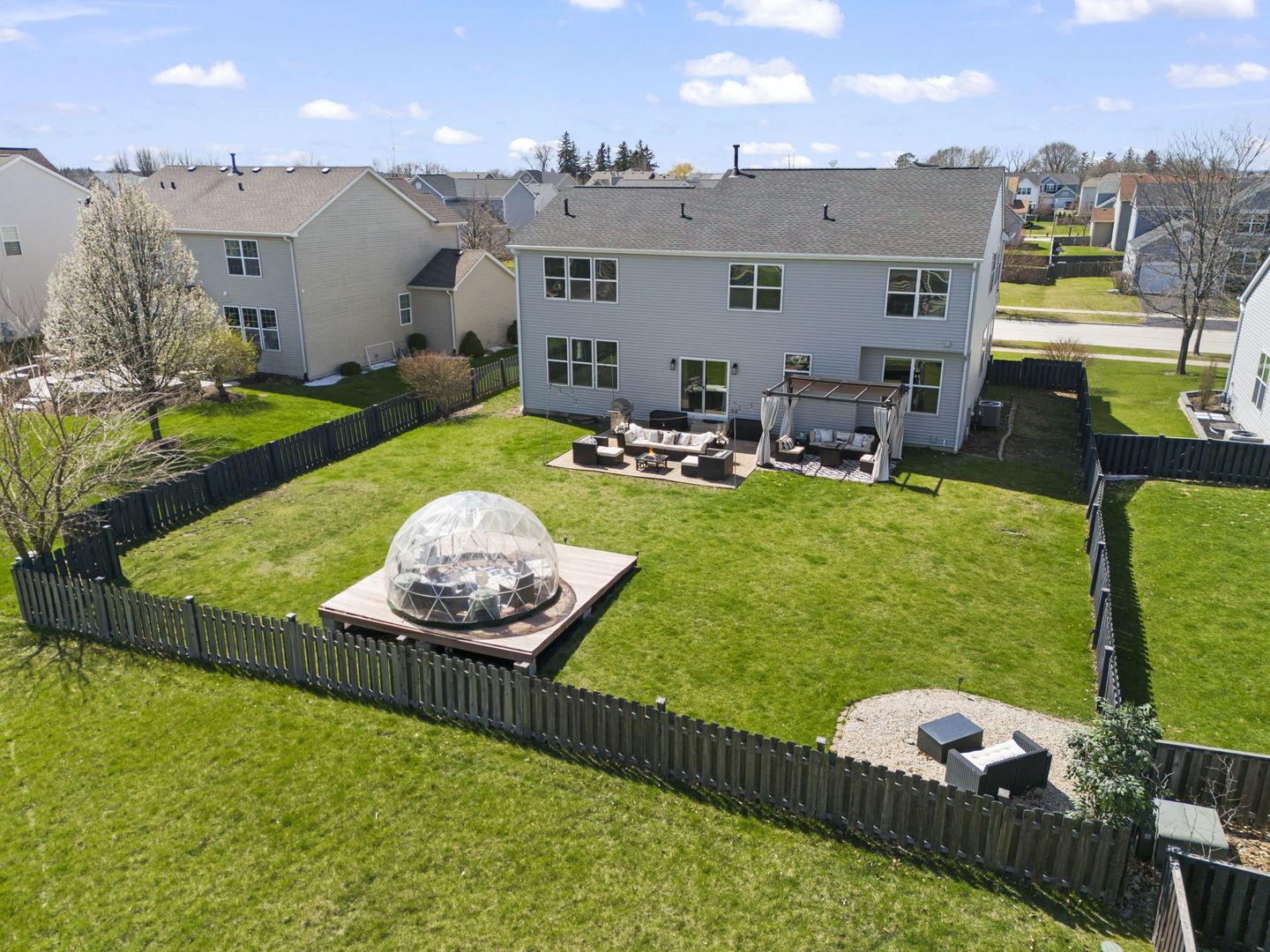 2328 Thunder Gulch Road, Montgomery, IL 60538