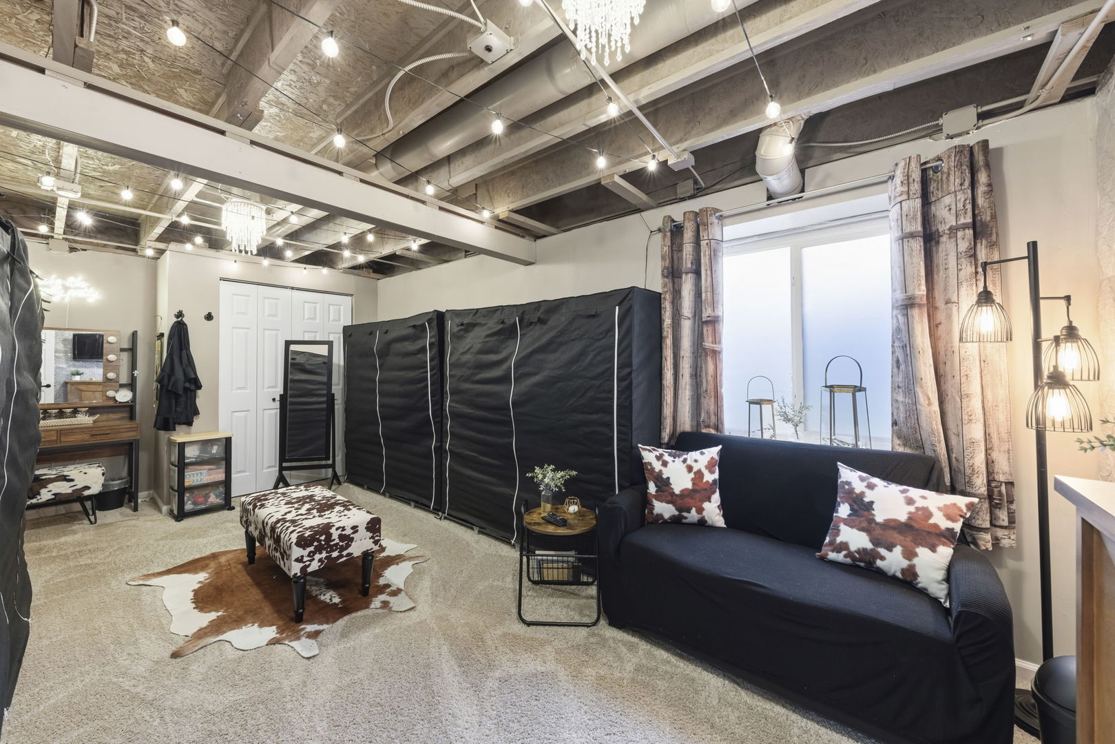 2328 Thunder Gulch Road, Montgomery, IL 60538