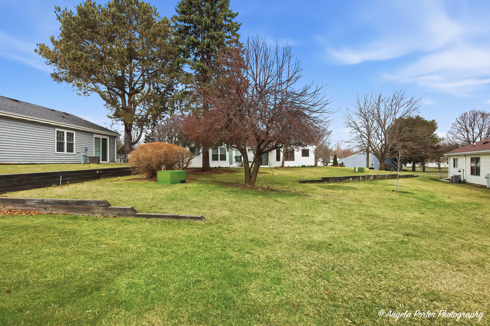 7112 Nassau Court, Fox Lake, IL 60020