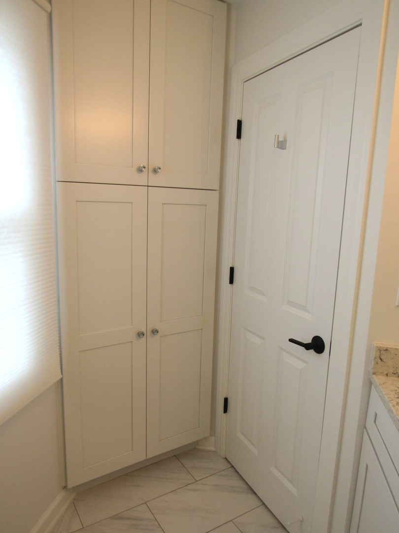 1863 Castle Pines Circle, Elgin, IL 60123