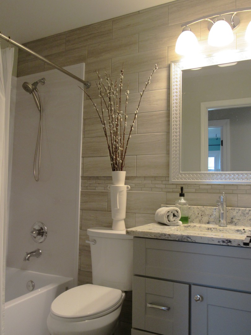 1863 Castle Pines Circle, Elgin, IL 60123