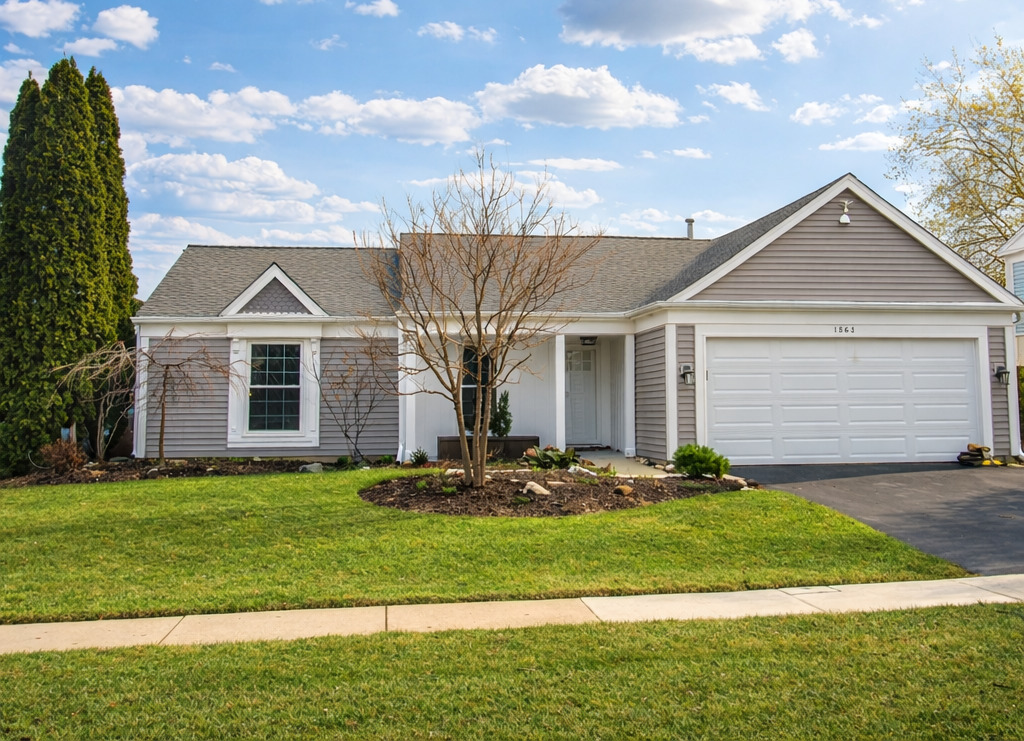 1863 Castle Pines Circle, Elgin, IL 60123