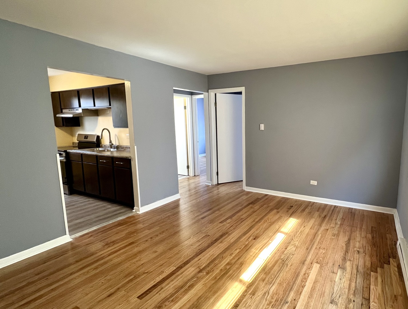 9106 S Halsted Street #1E, Chicago, IL 60620