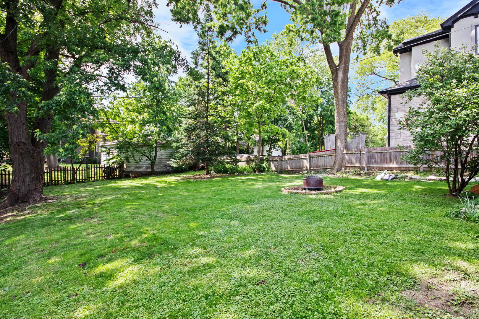 4814 Bryan Place, Downers Grove, IL 60515
