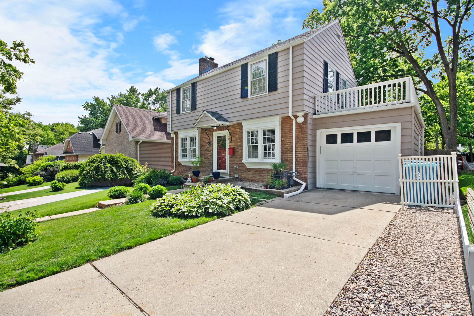 4814 Bryan Place, Downers Grove, IL 60515