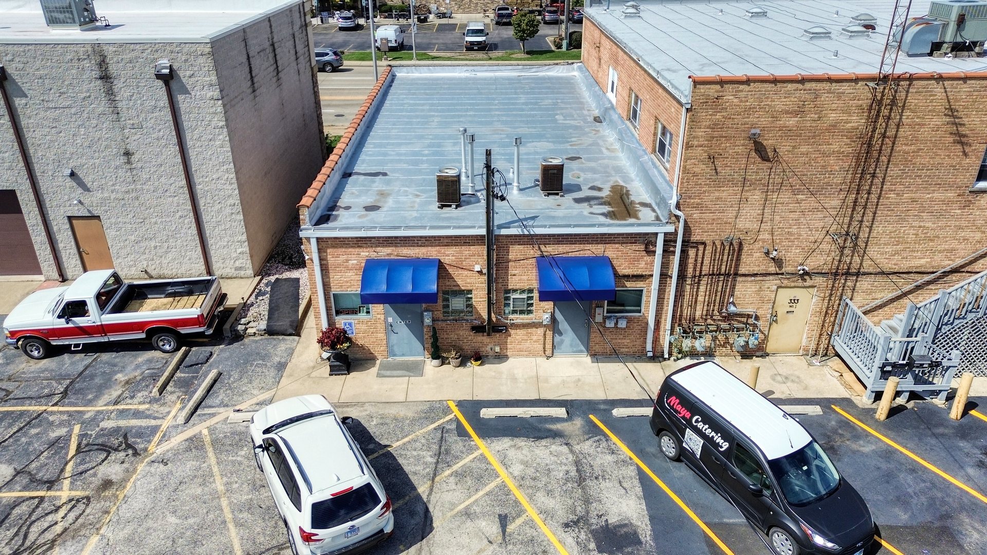 329-31 N Addison Road, Addison, IL 60101