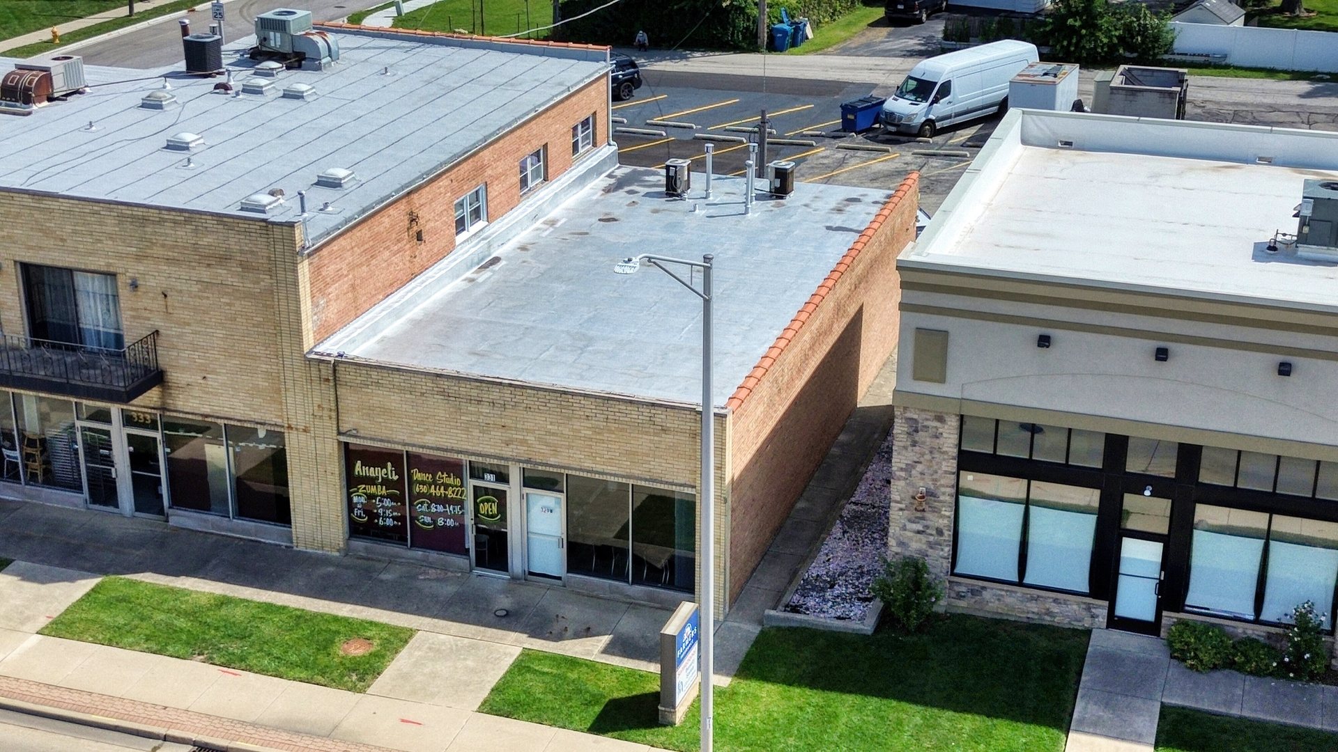 329-31 N Addison Road, Addison, IL 60101