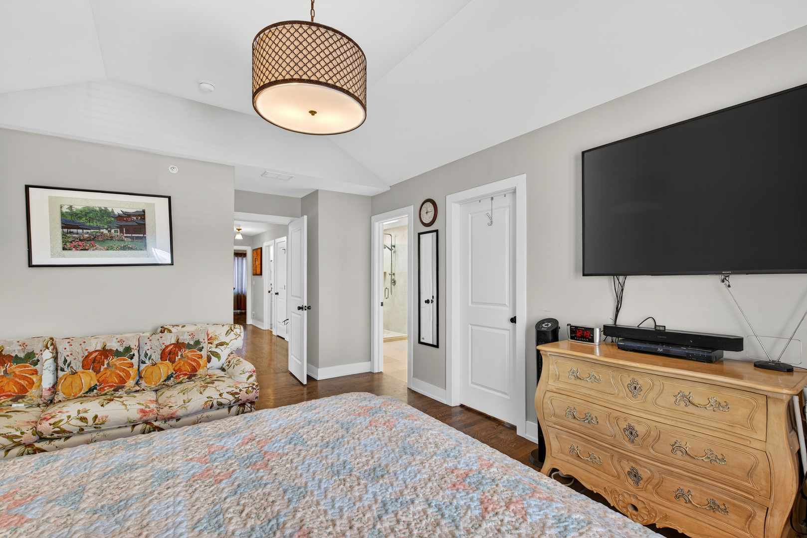 8166 W 87th Street #8166, Hickory Hills, IL 60457