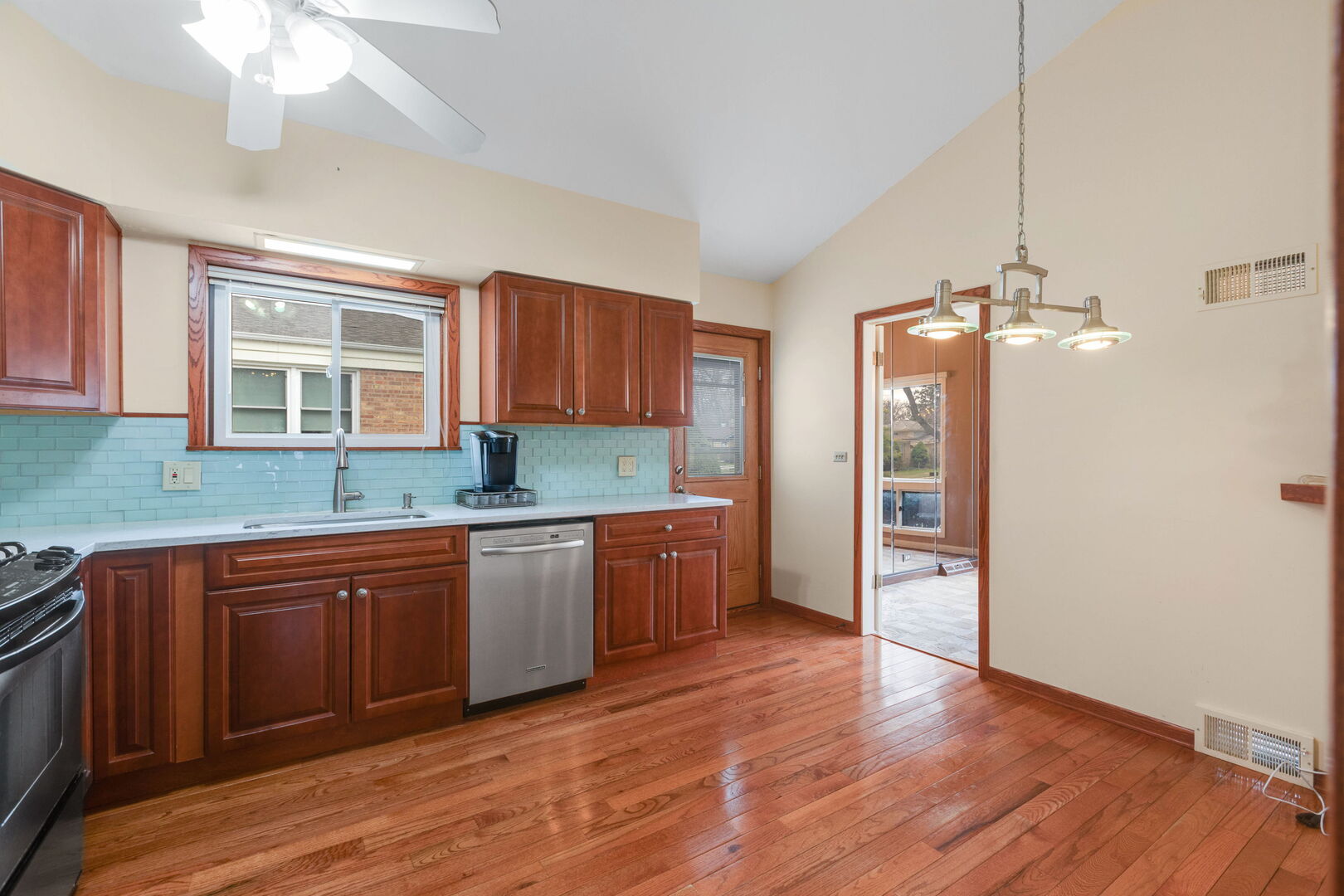 601 Lavergne Avenue, Wilmette, IL 60091