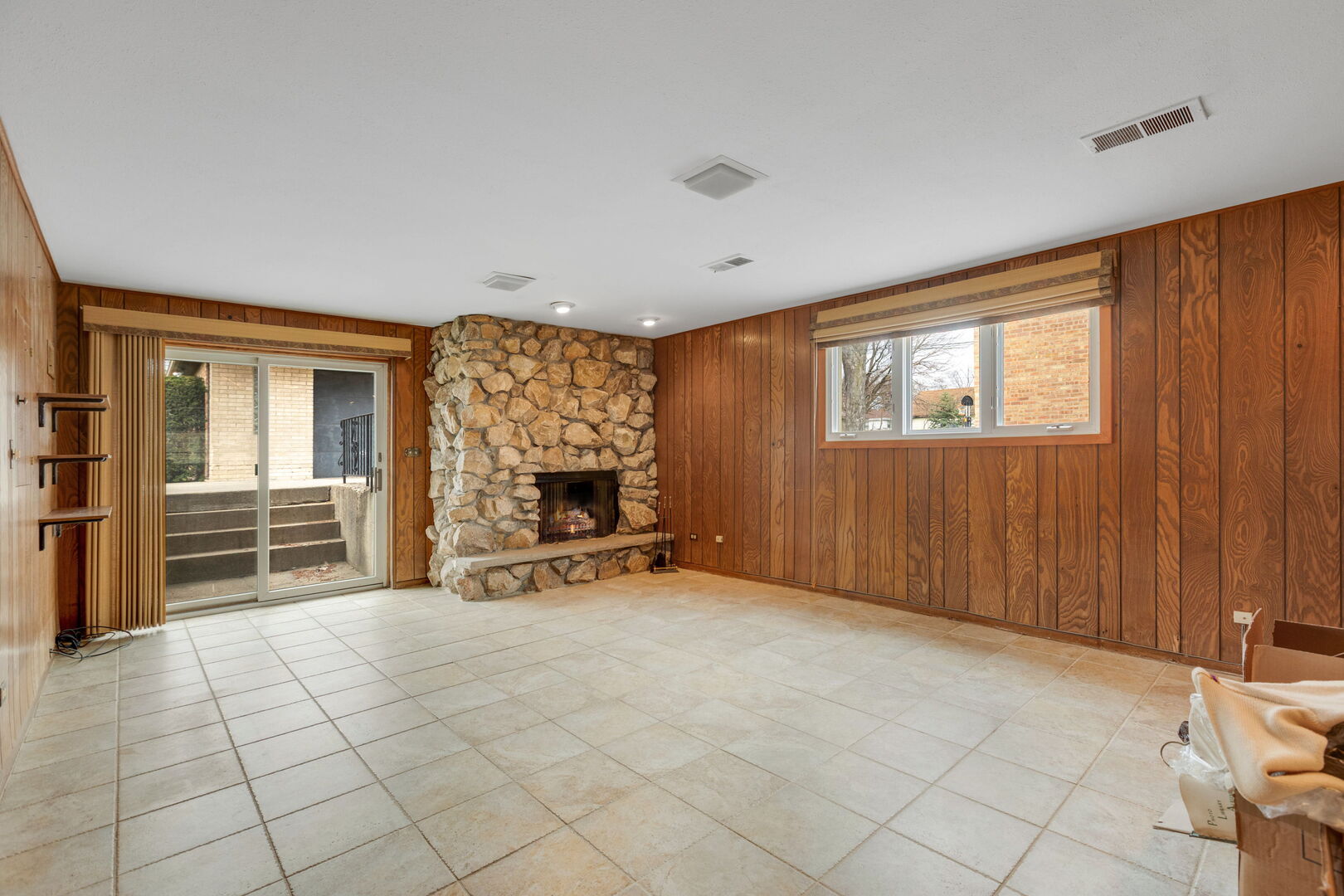 601 Lavergne Avenue, Wilmette, IL 60091