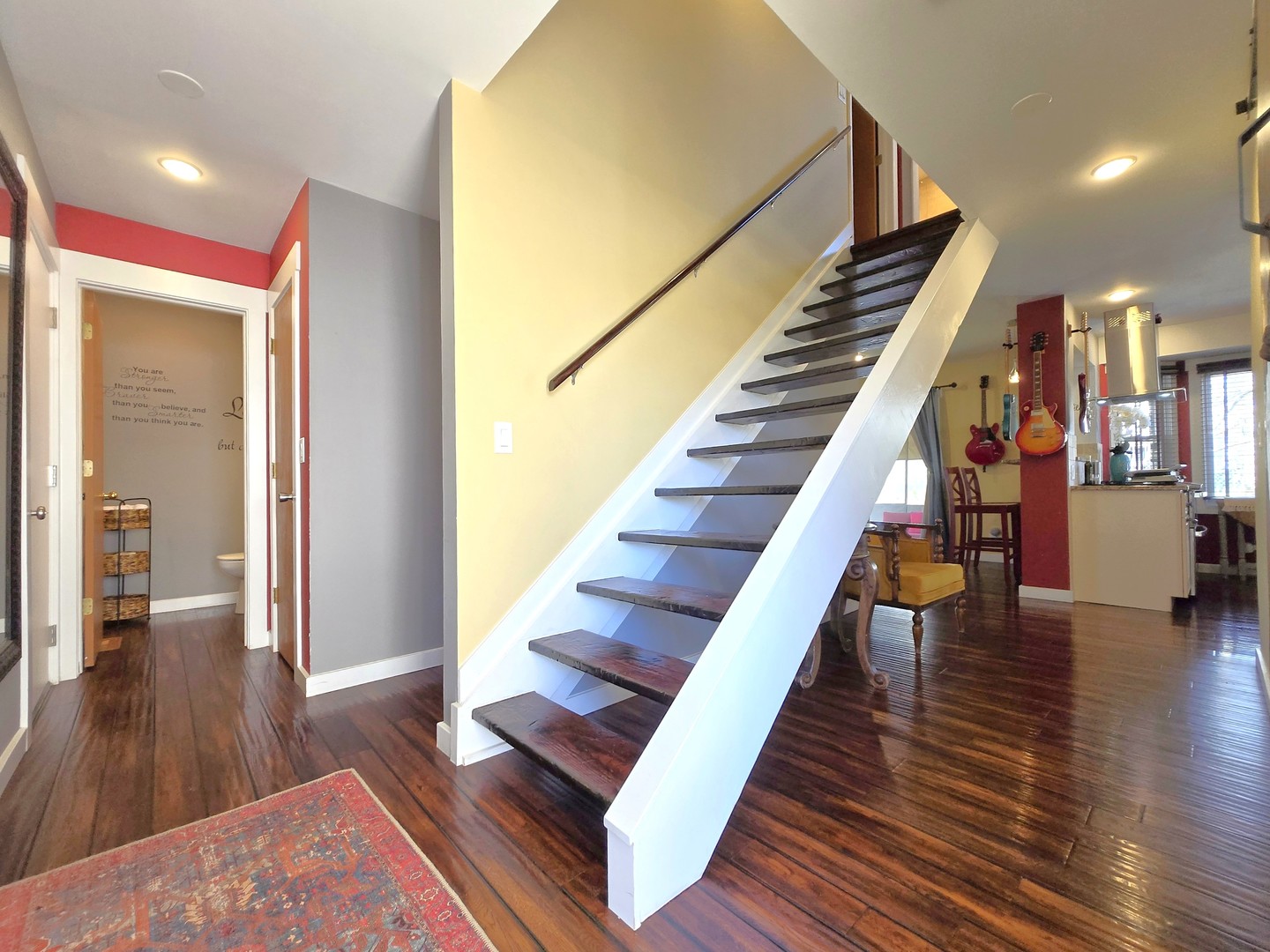 358 Westgate Terrace, Streamwood, IL 60107