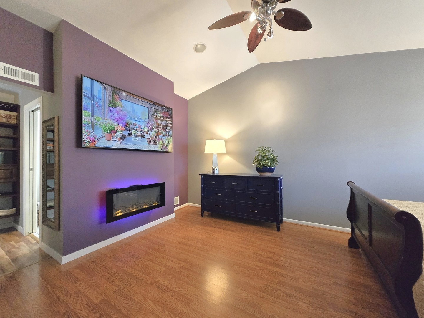 358 Westgate Terrace, Streamwood, IL 60107