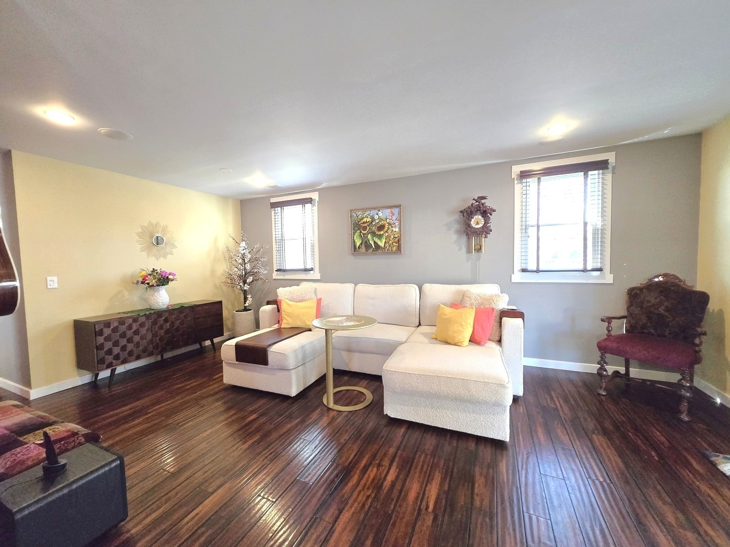 358 Westgate Terrace, Streamwood, IL 60107