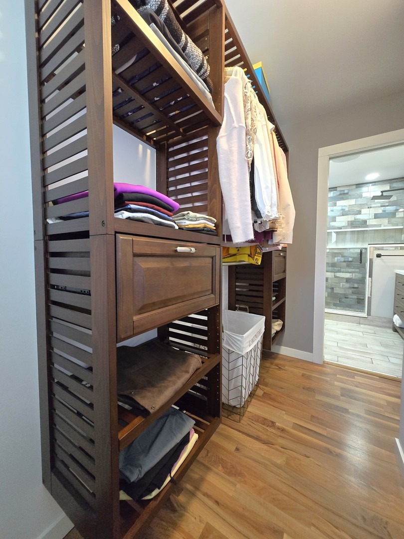 358 Westgate Terrace, Streamwood, IL 60107