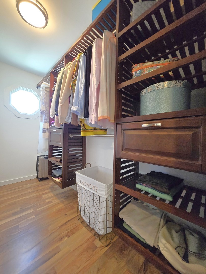 358 Westgate Terrace, Streamwood, IL 60107