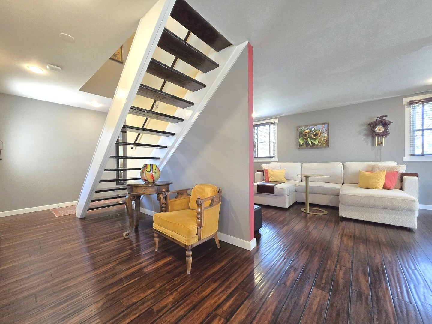 358 Westgate Terrace, Streamwood, IL 60107