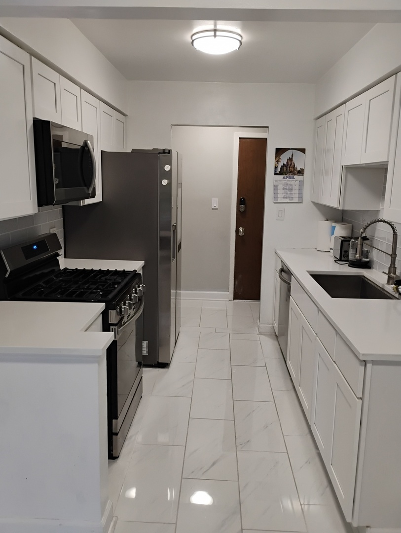 945 Commonwealth Court #4, Vernon Hills, IL 60061
