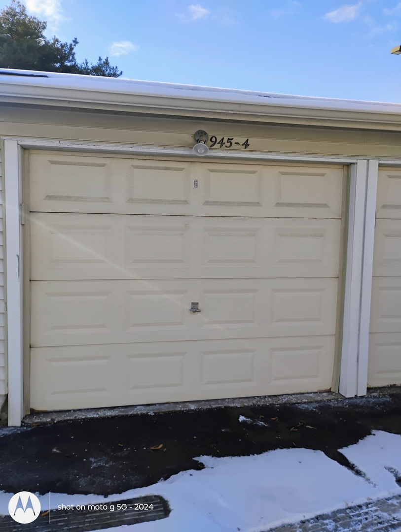 945 Commonwealth Court #4, Vernon Hills, IL 60061
