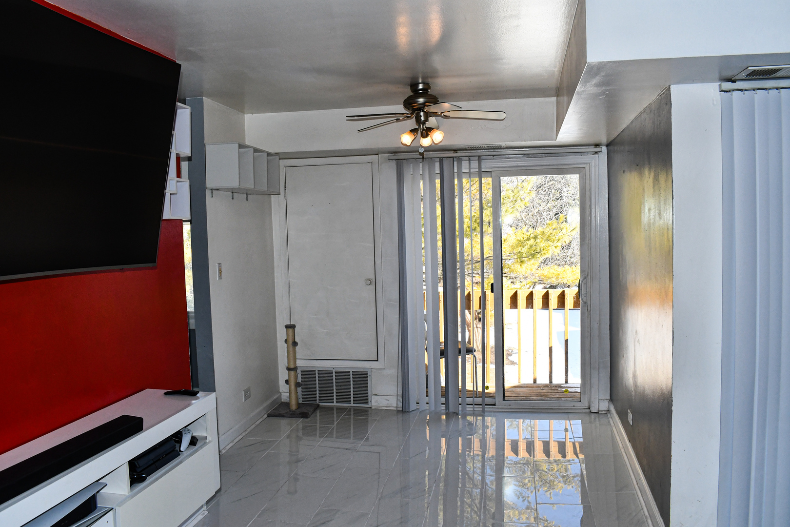 945 Commonwealth Court #4, Vernon Hills, IL 60061