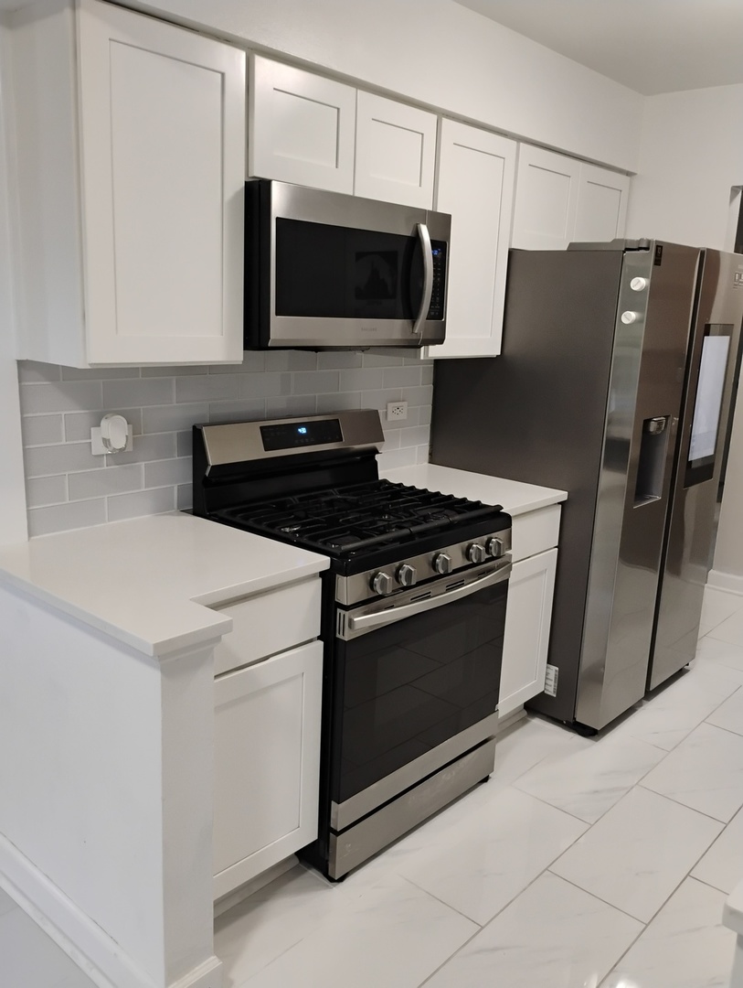 945 Commonwealth Court #4, Vernon Hills, IL 60061