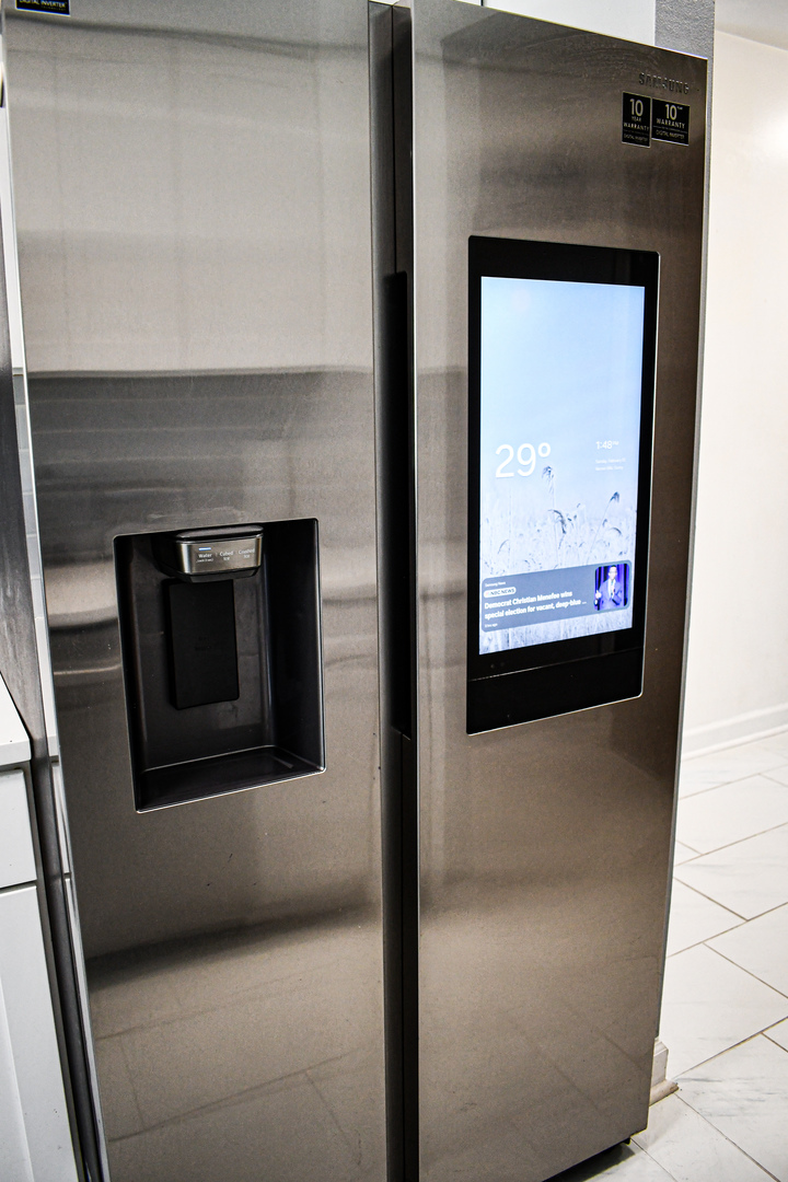 945 Commonwealth Court #4, Vernon Hills, IL 60061