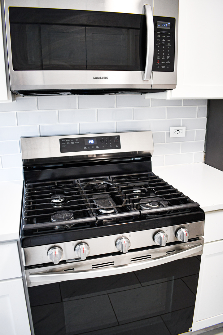 945 Commonwealth Court #4, Vernon Hills, IL 60061