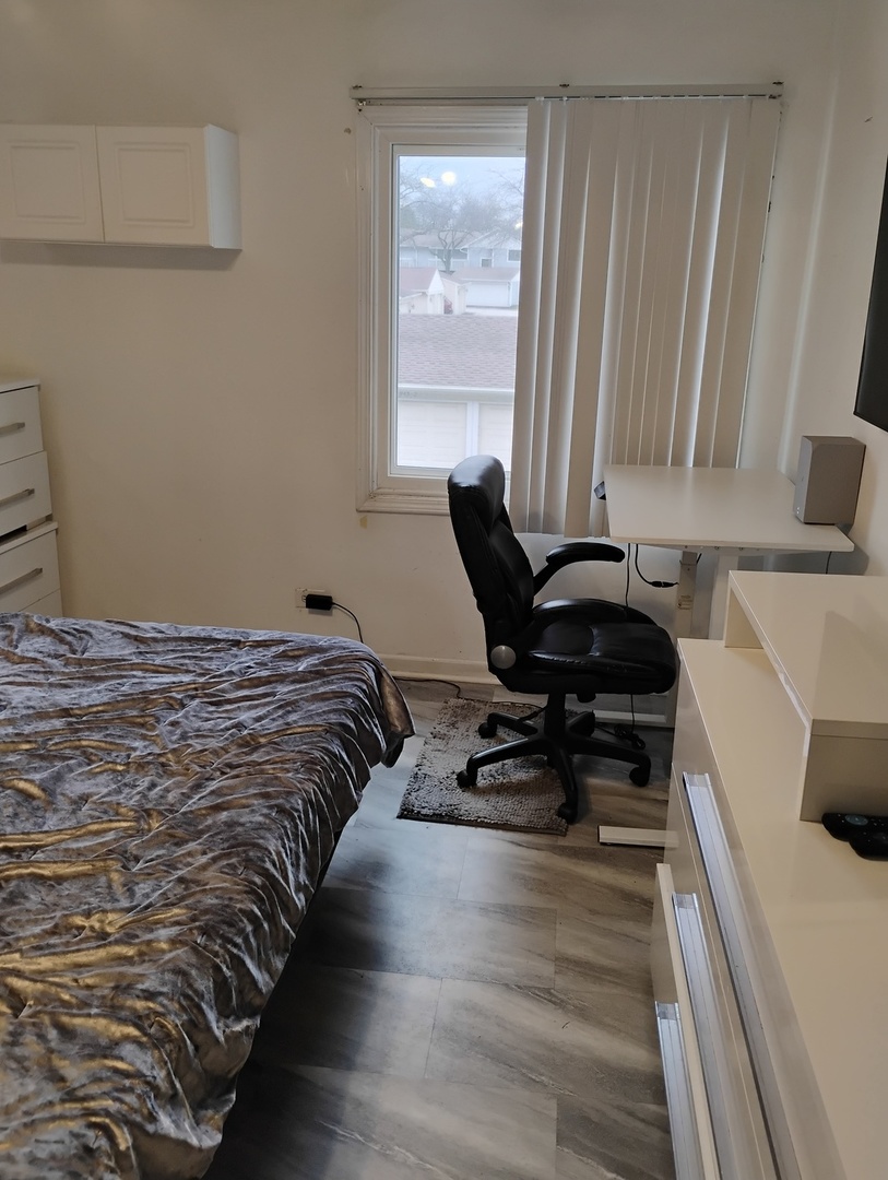 945 Commonwealth Court #4, Vernon Hills, IL 60061