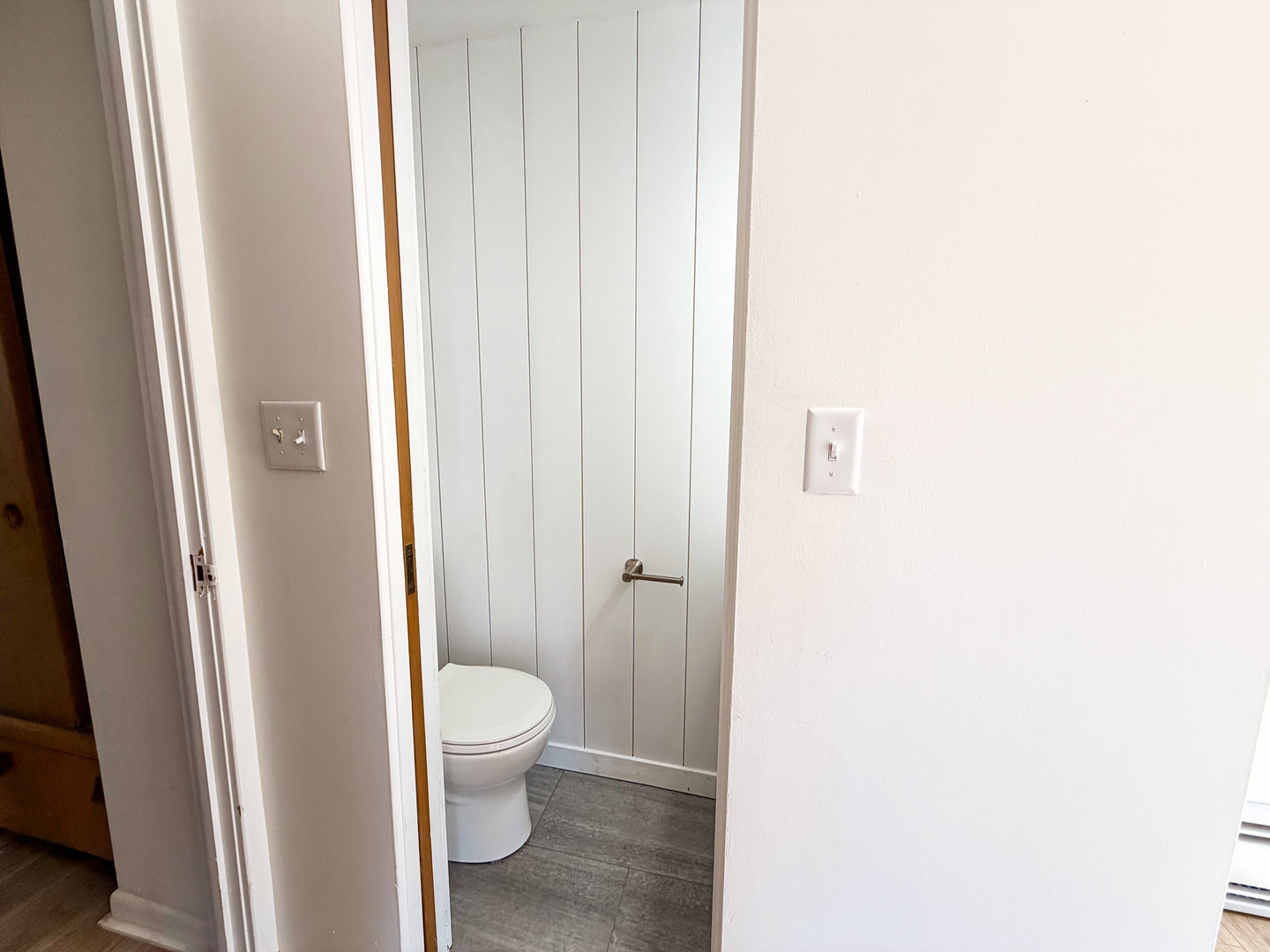 25W621 Indian Hill Woods Drive, Naperville, IL 60563